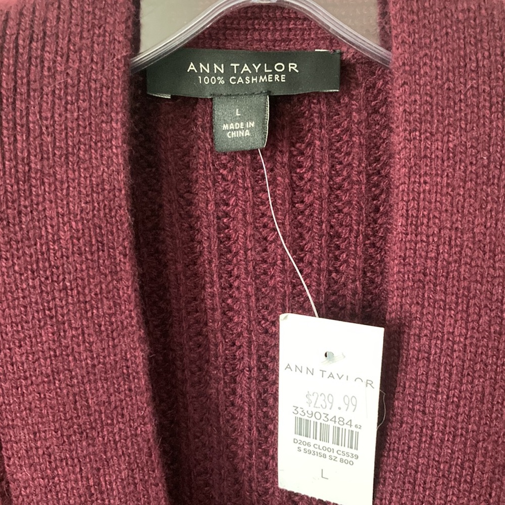Cashmere Cardigan ,  ,size-L, burgundy V-neckline ,pet ,smoke Free house - Picture 3 of 8